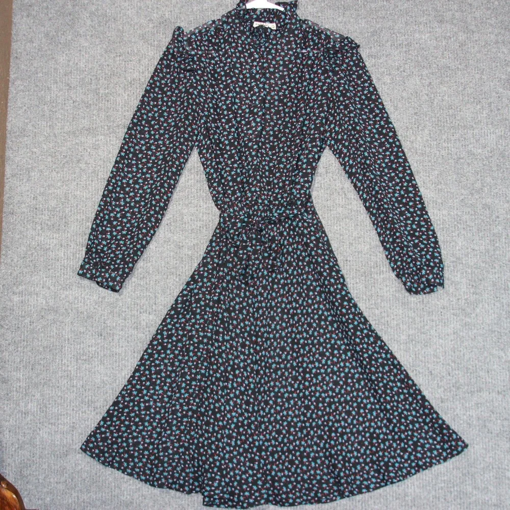 Vintage Robbie Bee Floral Print Dress Womens S Long Sleeve Midi Tie Waist Whimsy